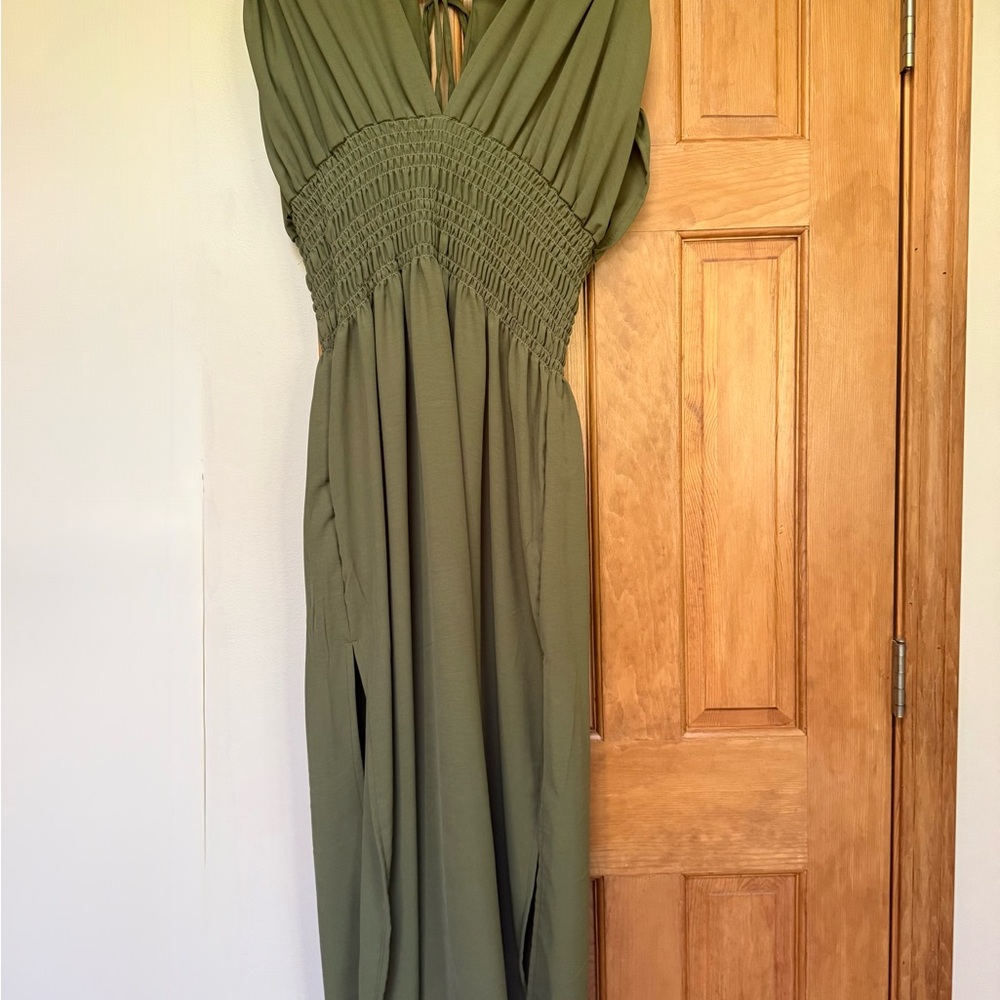 Never worn XL Army Green Pleated Maxi Sundress
